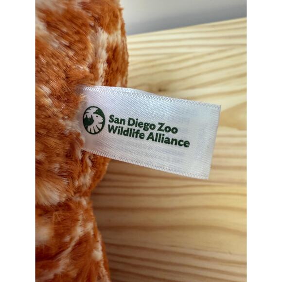 Aurora‎ San Diego Zoo Alliance Plush Giraffe 12in - Picture 5 of 7